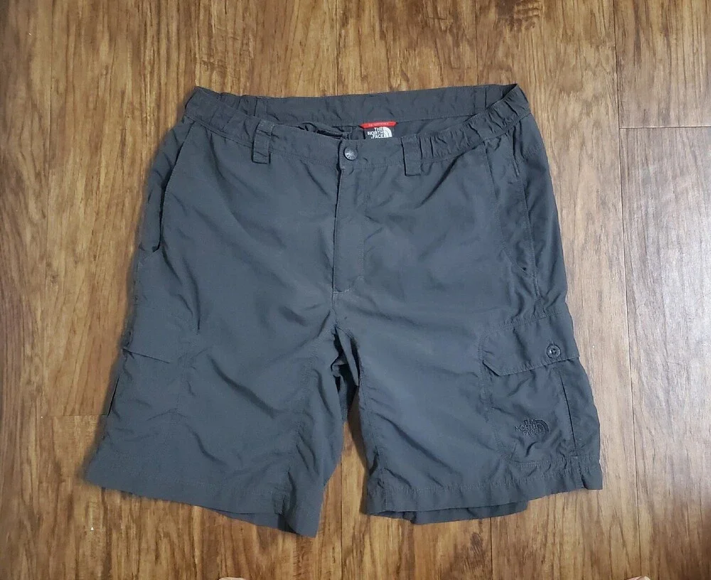 The North Face Cargo Hiking Shorts Mens Size M (32-34) Charcoal Gray